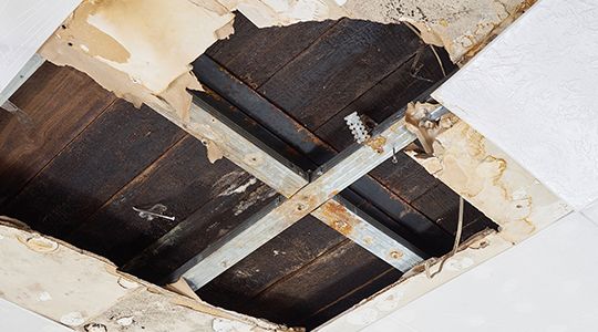 Dangerous ceiling at construction site